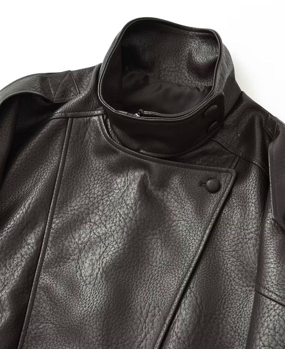 Жіноча шкіряна куртка oversize