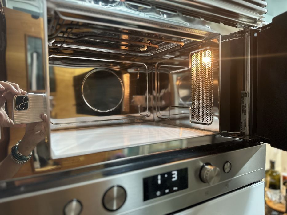 Microondas TEKA de Encastrar com Grill – Excelente Estado