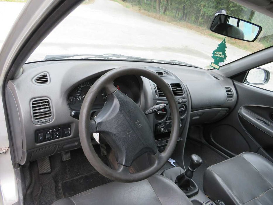 Mitsubishi Carisma 1.9TD de 1997 - Peças Usadas