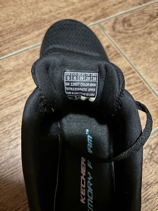 Кросівки Skechers