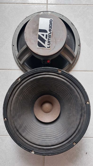 vários altifalantes 12" 8ohm