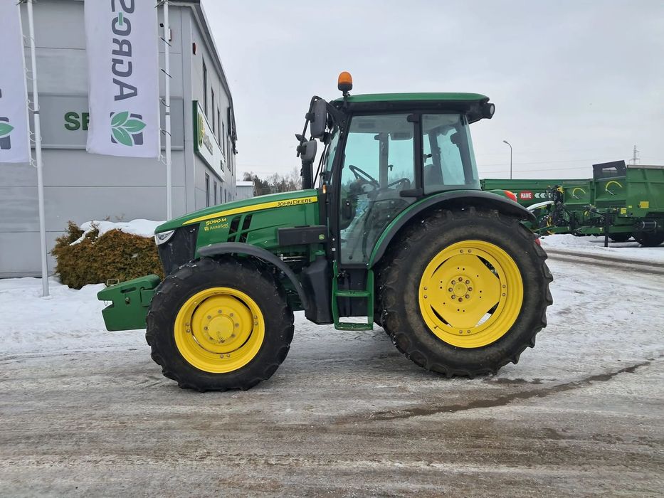 John Deere 5090M  John Deere 5090M, krajowy, 3600 mth!