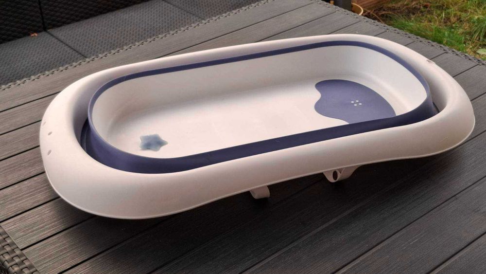 Primabobo Korona Wanienka Składana z Poduszką i Korkiem Sensorycznym