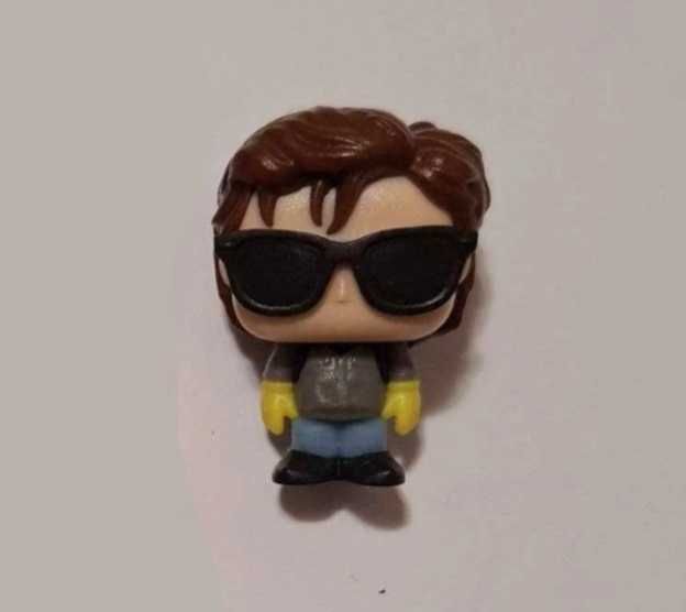 ПРОДАЖ/ОБМІН. Stranger Things. Дивні дива. Kinder Joy.