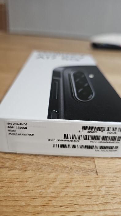 Samsung A17 8 Gb / 256 Gb