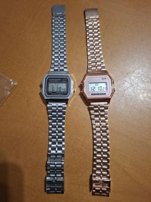 Zegarki witange retro styl