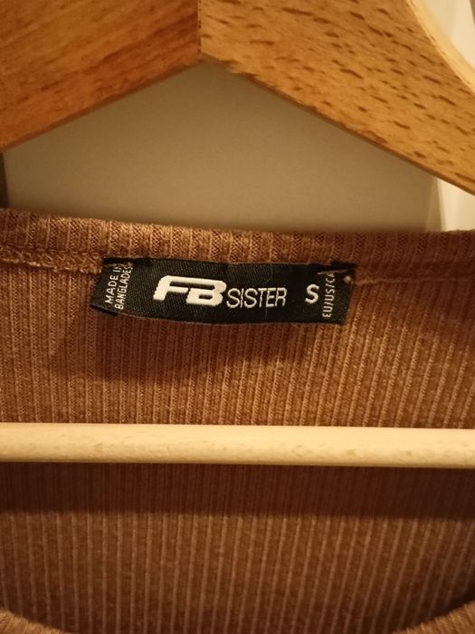 Crop top prążkowany z długim rękawem, S