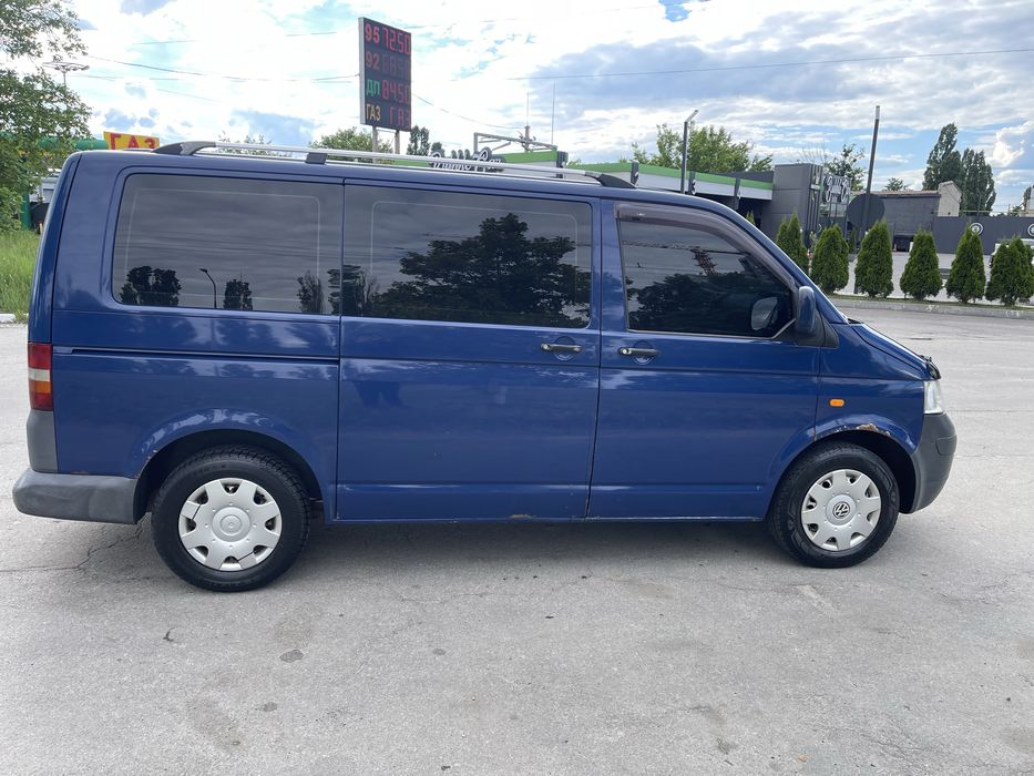 Продам Volkswagen Transporter T5