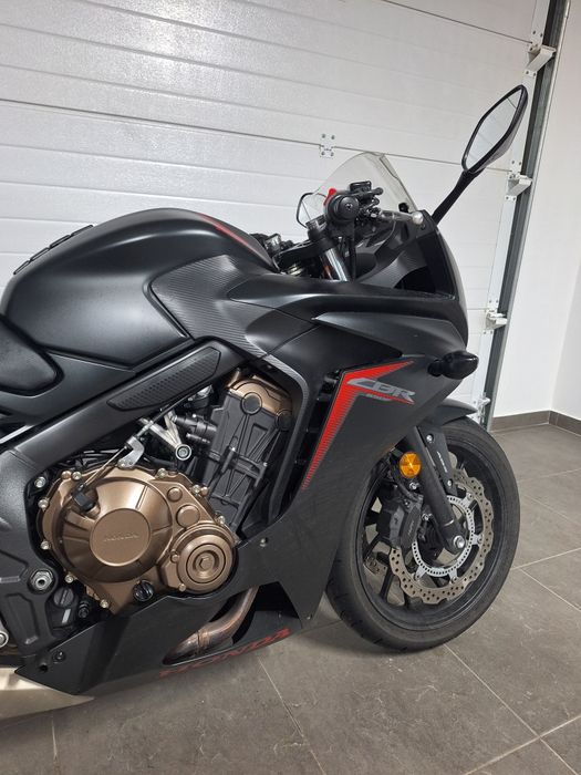 Honda   CBR 650F