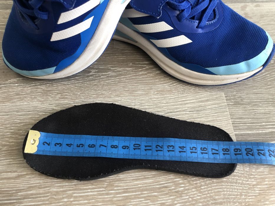 Кросівки adidas 29 розмір