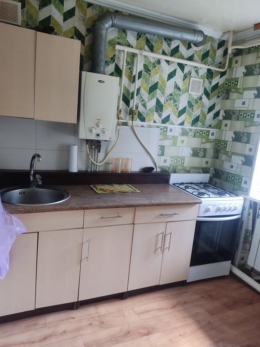 Продам 1 кімнатну квартиру ЦЕНТР