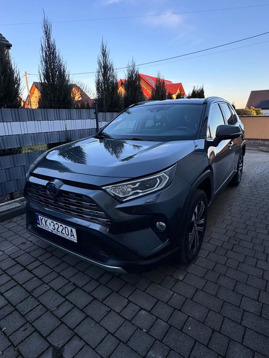 Toyota RAV4 Executive JBL FV23% Gwarancja Toyota Relax 2027 2 komplety kół, hak