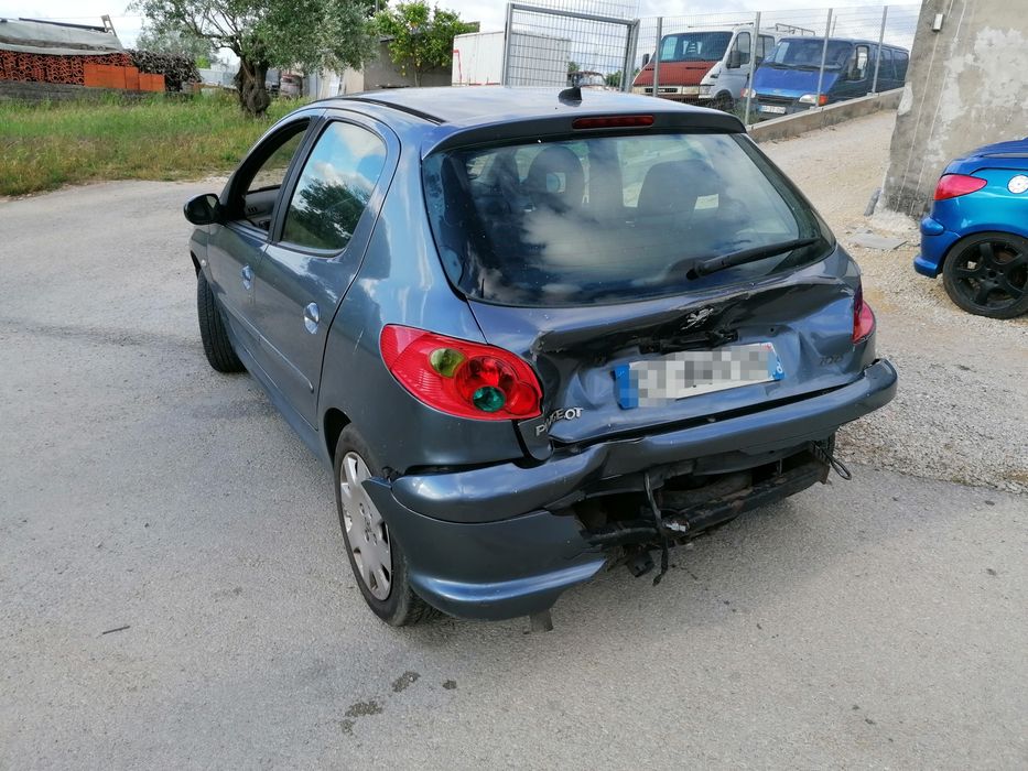 Peugeot 206 1.6 hdi só peças