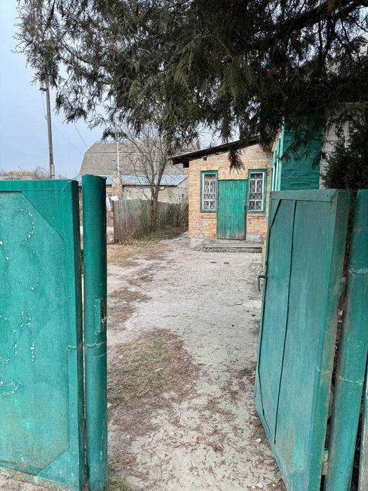 Продається земля 25соток з будиночком, с. Тарасівка, Київська обл.
