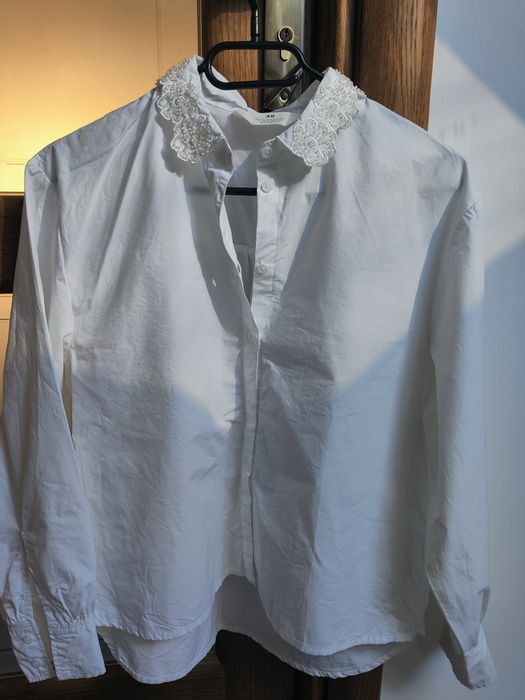 Біла блузка для дівчинки