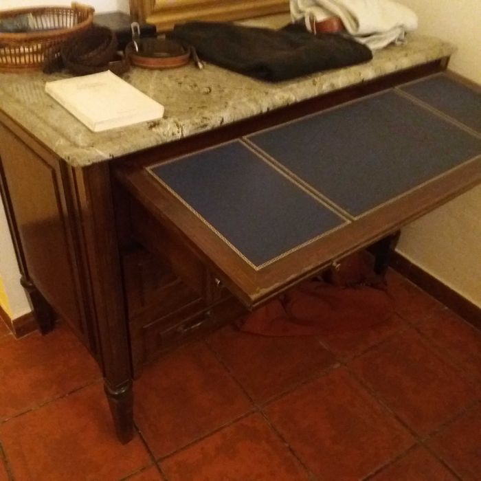 COMMODA-ESCRIVANINHA 3 gavetas, madeira maciça