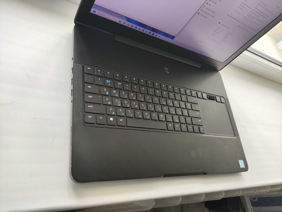 Ігровий ноутбук Razer Blade  17 120Hz/i7/GTX 1060/16/256Гb