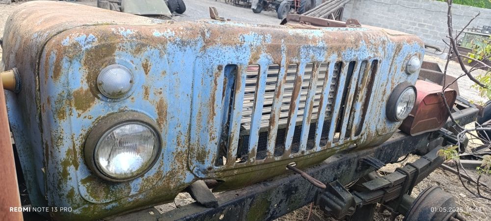 Решітка крила газ 52