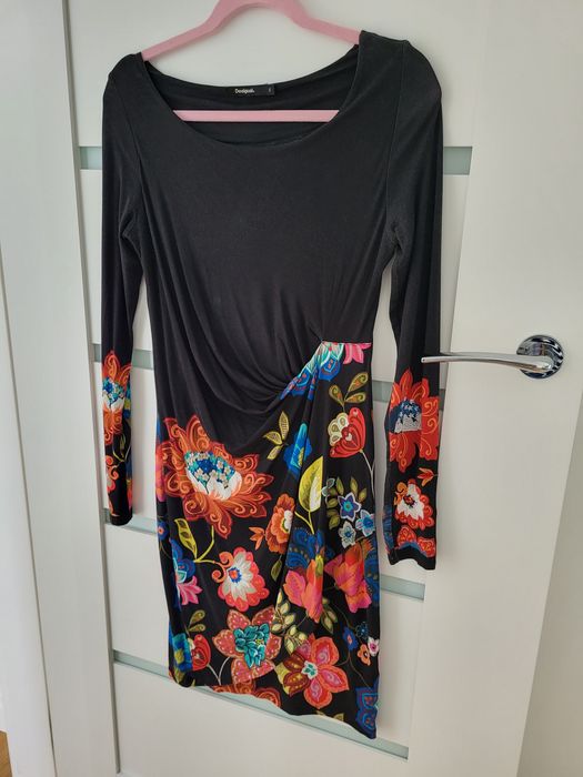 Sukienka Desigual r. S