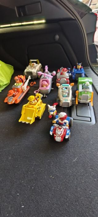 Psi patrol - figurki i pojazdy