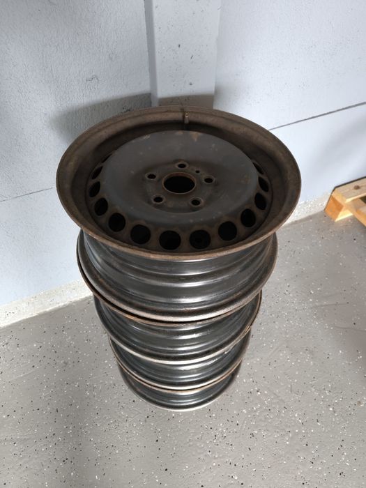 Felgi stalowe 15" volkswagen audi passat B5