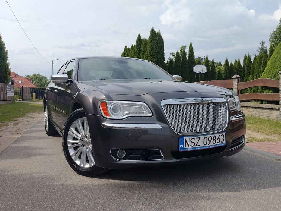 Chrysler 300C 2013 John Varvatos LUXURY EDITION 5.7 V8 4X4