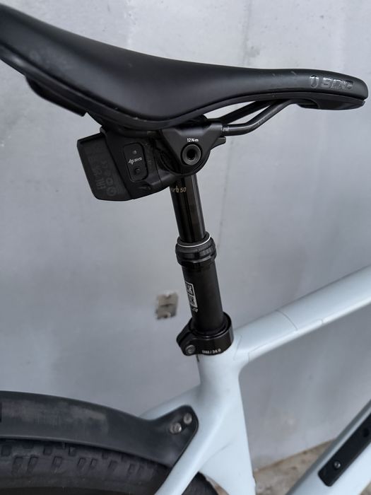 Карбоновий гравійний YT Szepter CORE 4, розмір М, Sram Force AXS