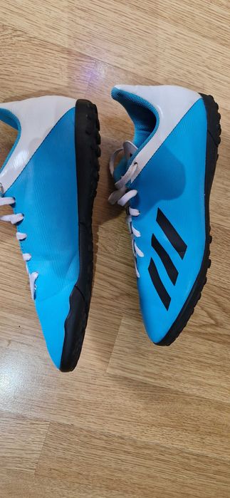 Buty adidas turfy 38 jak nowe