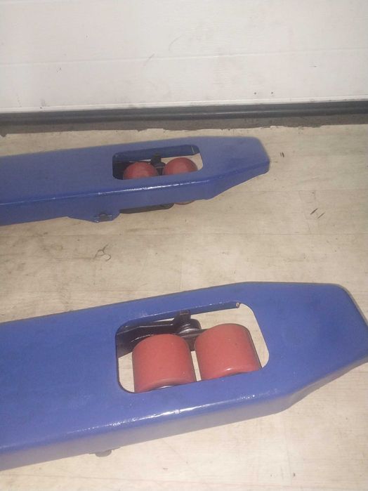 Продам роклу короткую