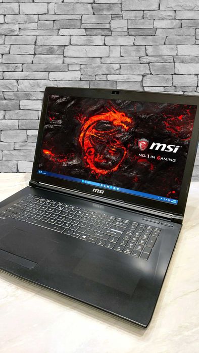 MSI Gaming 17 cali -GTX1050-4GB- 16GB SSD256GB+500GB
