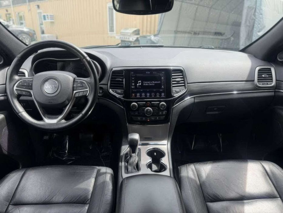 Jeep Grand Cherokee      2020