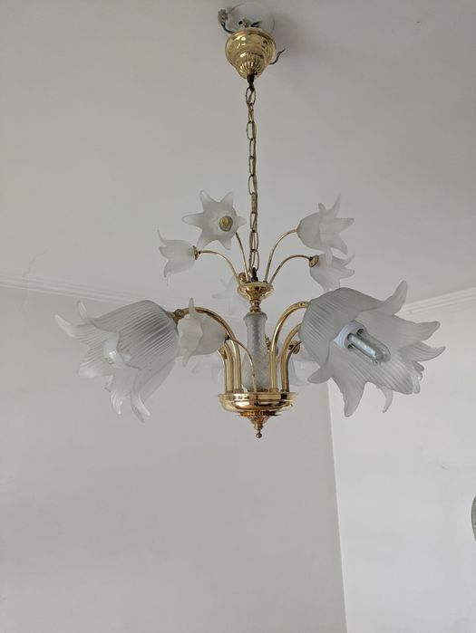 Conjunto de Candeeiro de Teto e de mesa de cabeceira