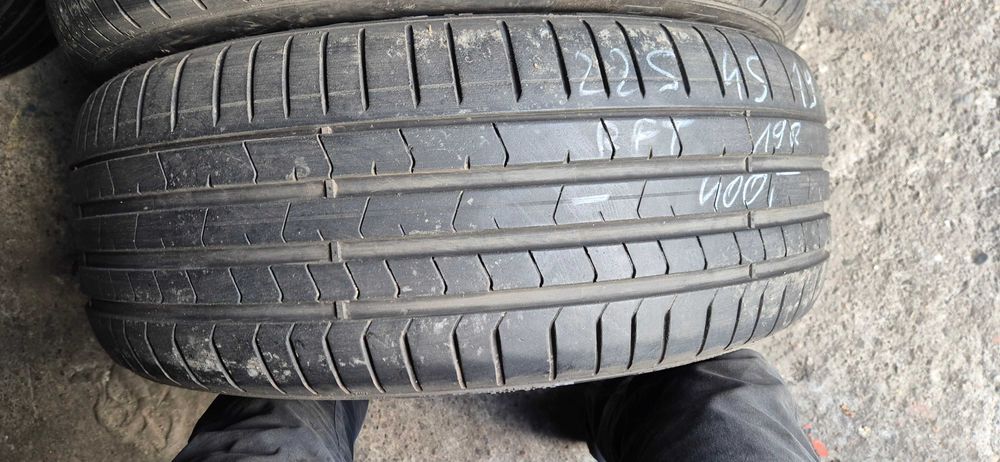 2szt opony letnie Pirelli run Flat _ 225/45/19