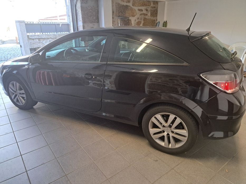 Opel Astra GTC 1.3 CDTi