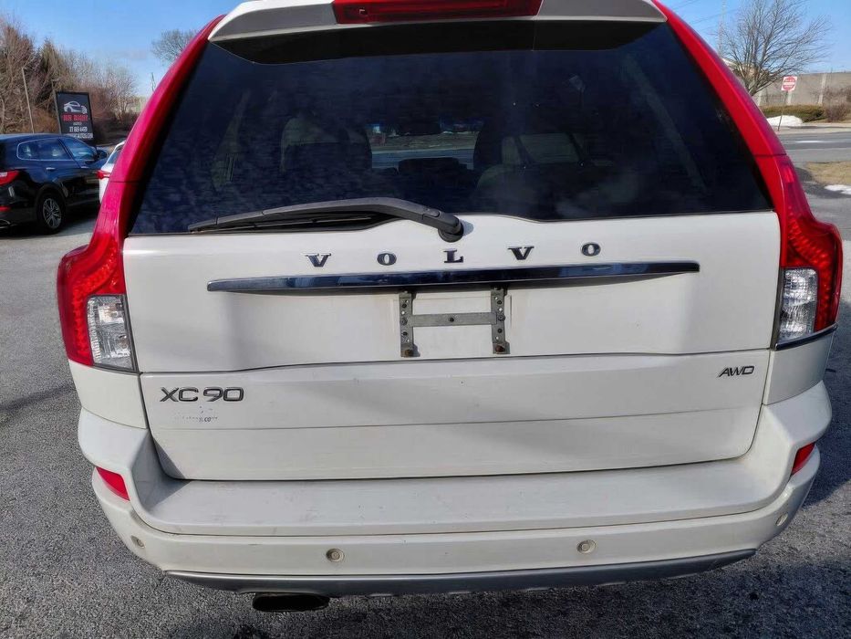 Volvo XC90 3.2      2014