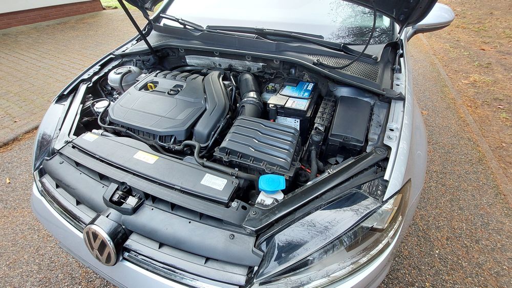 Volkswagen Golf VII Variant 1.5 TSI 150 KM DSG Comfortline