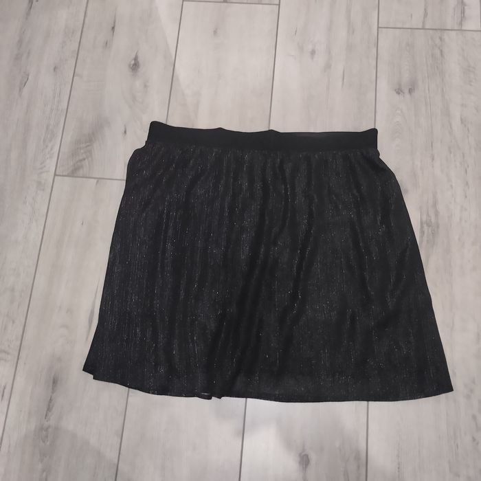 Czarna spódniczka rozmiar L nowa bez metki