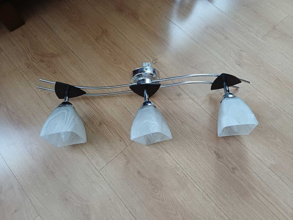 Lampa sufitowa jak nowa