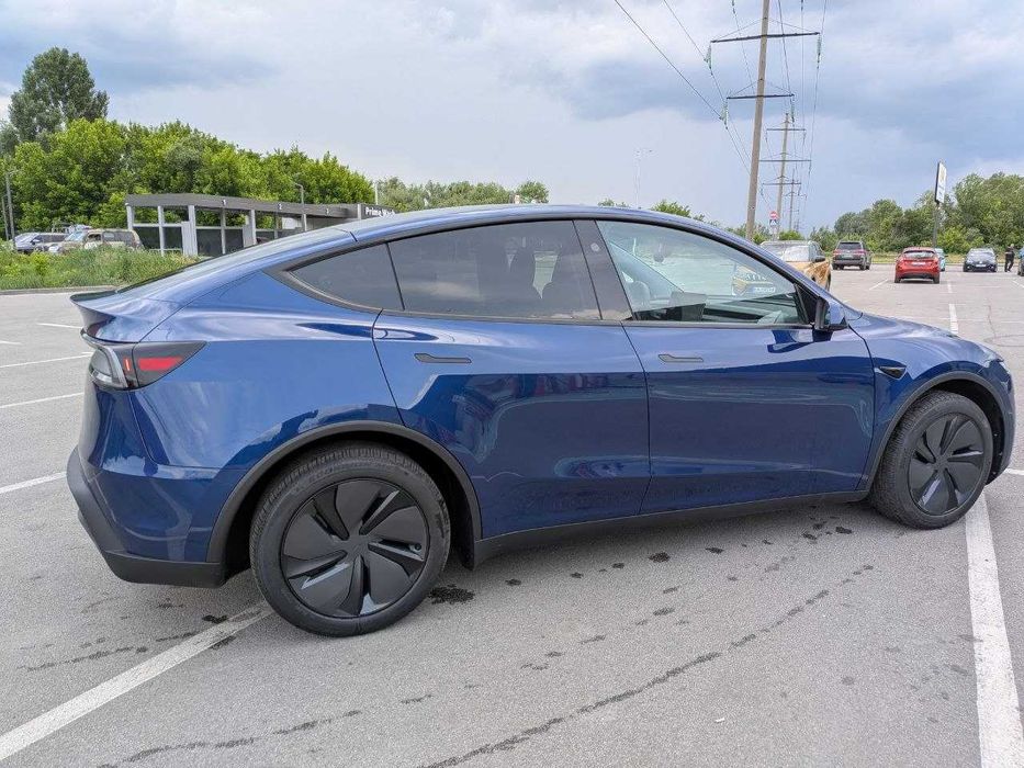 Tesla Y Juniper