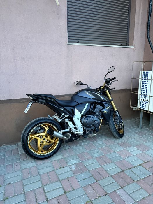 Honda CB 1000R.