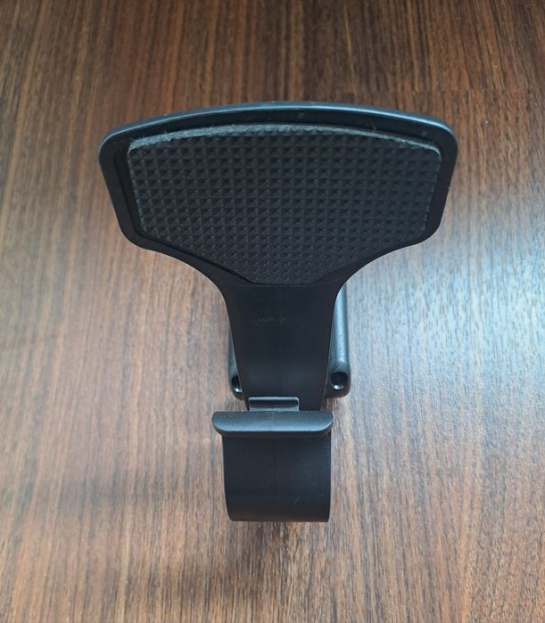 Suporte universal para telemóvel no tablier do carro - Novo e embalado