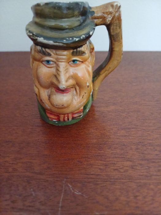 Caneca velho antiga [NEGOCIÁVEL]