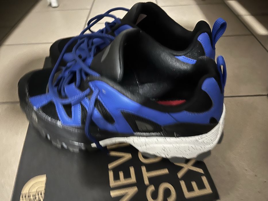 Кроссовки THE north face