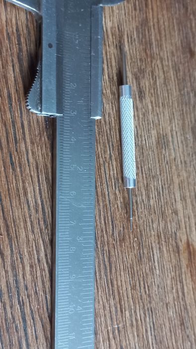 Sprzedam nowy przyrząd do wymiany pasków i bransolet zegarkow