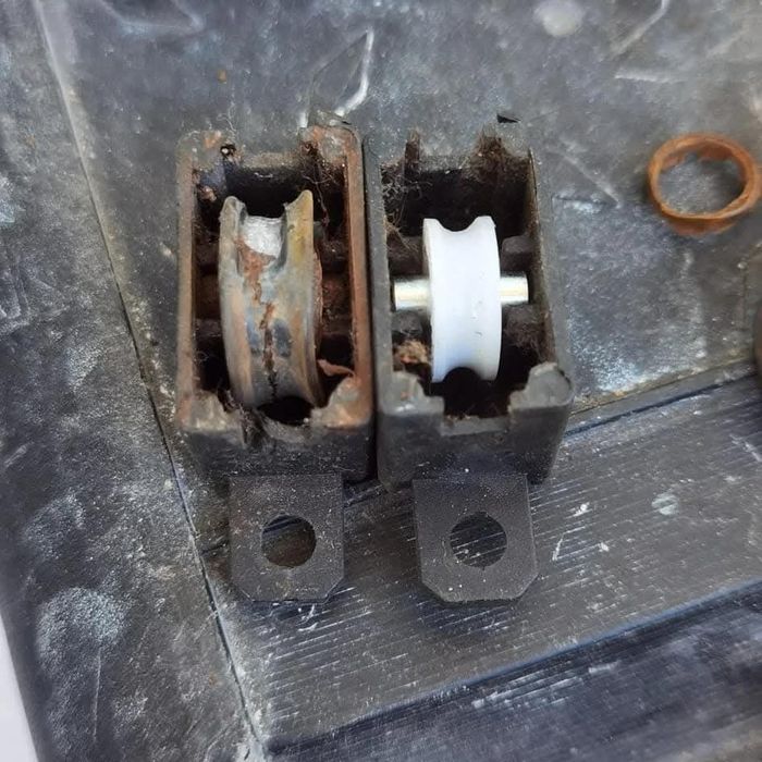 Persianas,estores e caixilharia.