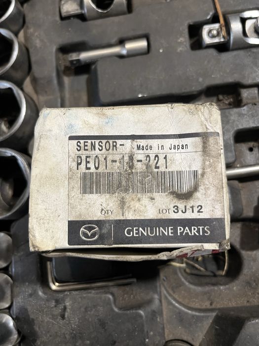 Дачик положення коленвалу мазда 2.2 дізель