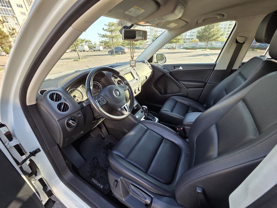 Volkswagen Tiguan 2015 VIN WVGAV7AX4GW512213 фото оголошення 14 з 24