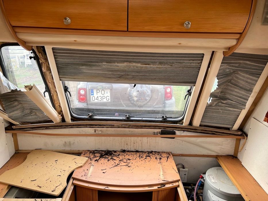 Serwis Naprawa Remonty uszczelnianie przyczep kempingowych, kamperów