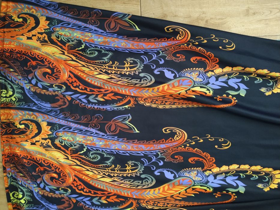 Sukienka MIDI,,sliczna