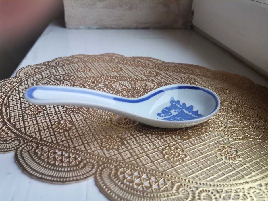 Ozdobna łyżeczka biało niebieska